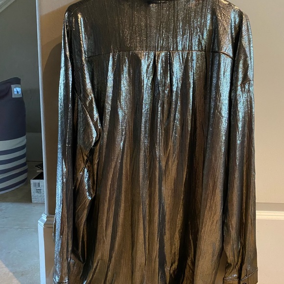 Shirt - Picture 2 of 2